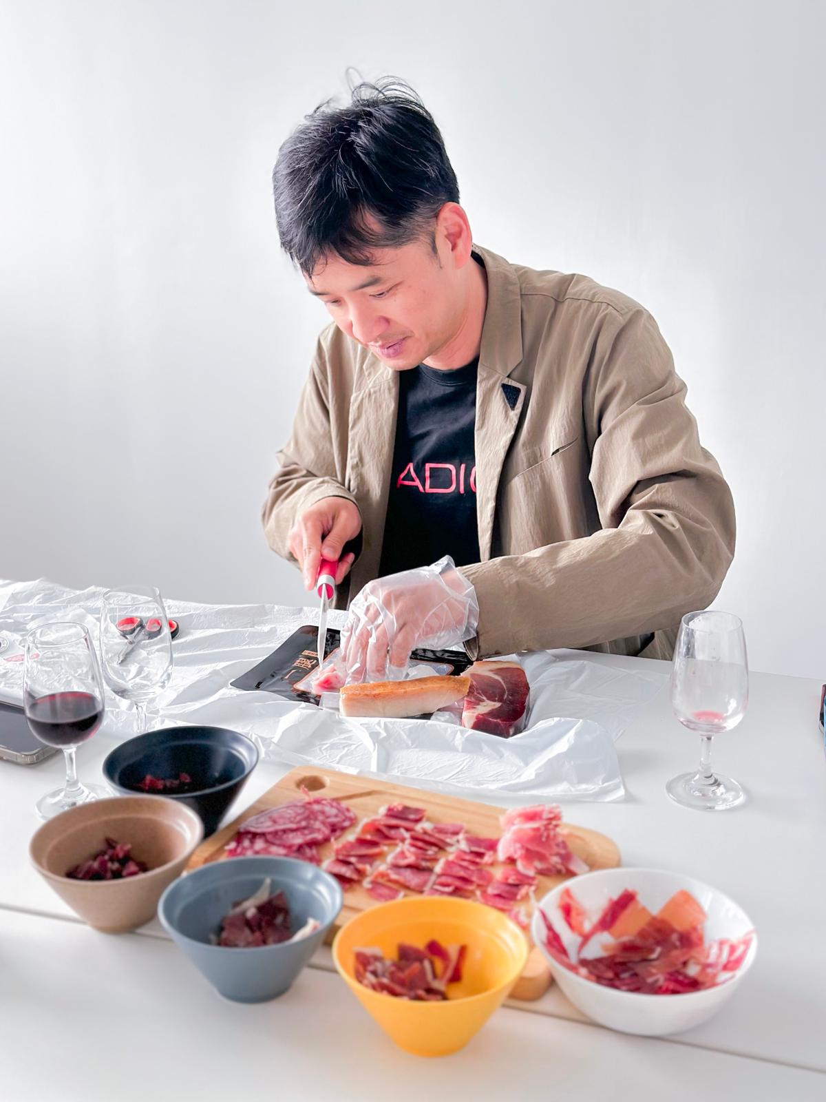 Ham Slicing Demonstration